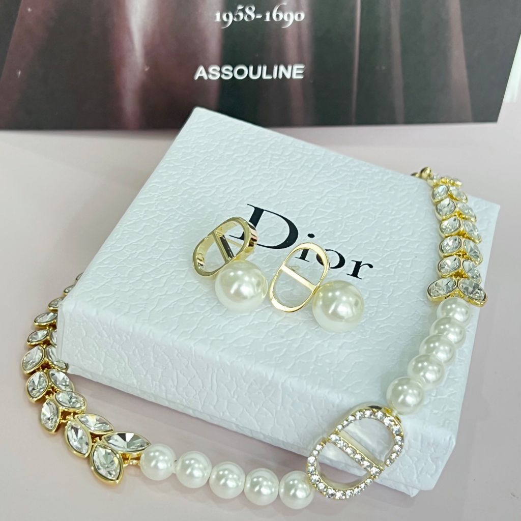  Bộ Trang Sức Dior Vàng - Vòng cổ Choker & Bông Tai Ngọc Trai, Pha Lê Quý Phái (AJ) 