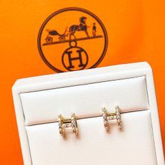  Bông Tai Hermes Màu Vàng Ngọc Trai & Pha Lê Trắng (AK) 