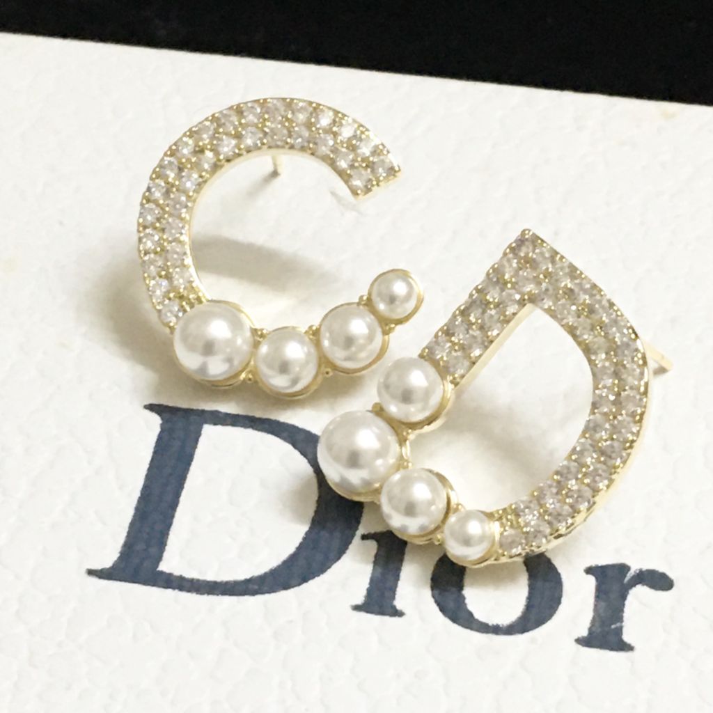  Bông Tai Dior Màu Vàng Bản To Ngọc Trai & Pha Lê Trắng (AE) 