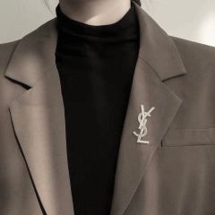  Cài Áo Nam, Nữ - YSL Trắng Pha Lê (AP) 