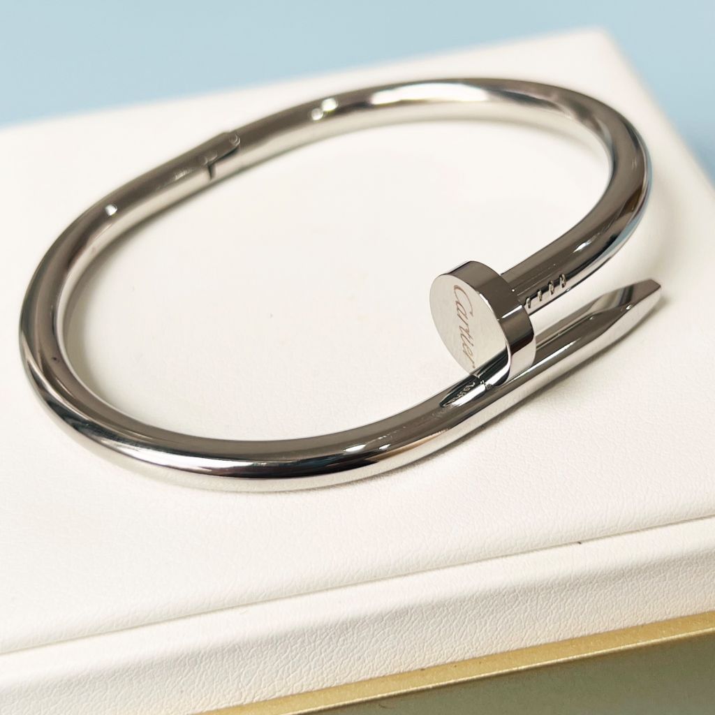  Vòng Tay Cặp Đôi Tình Yêu - Cartier Cây Đinh Màu Trắng Titan Cao Cấp (AM) 