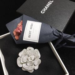  Cài Áo Hoa Trà Chanel Pha Lê Trắng (BF) 