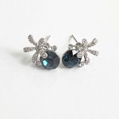  Bông Tai Cánh Hoa Pha Lê Xanh Bích & Trắng (BO) 