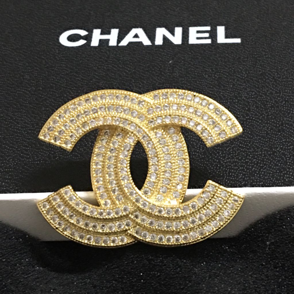  Cài Áo Nam, Nữ - Chanel Màu Vàng Pha Lê Trắng (BN) 