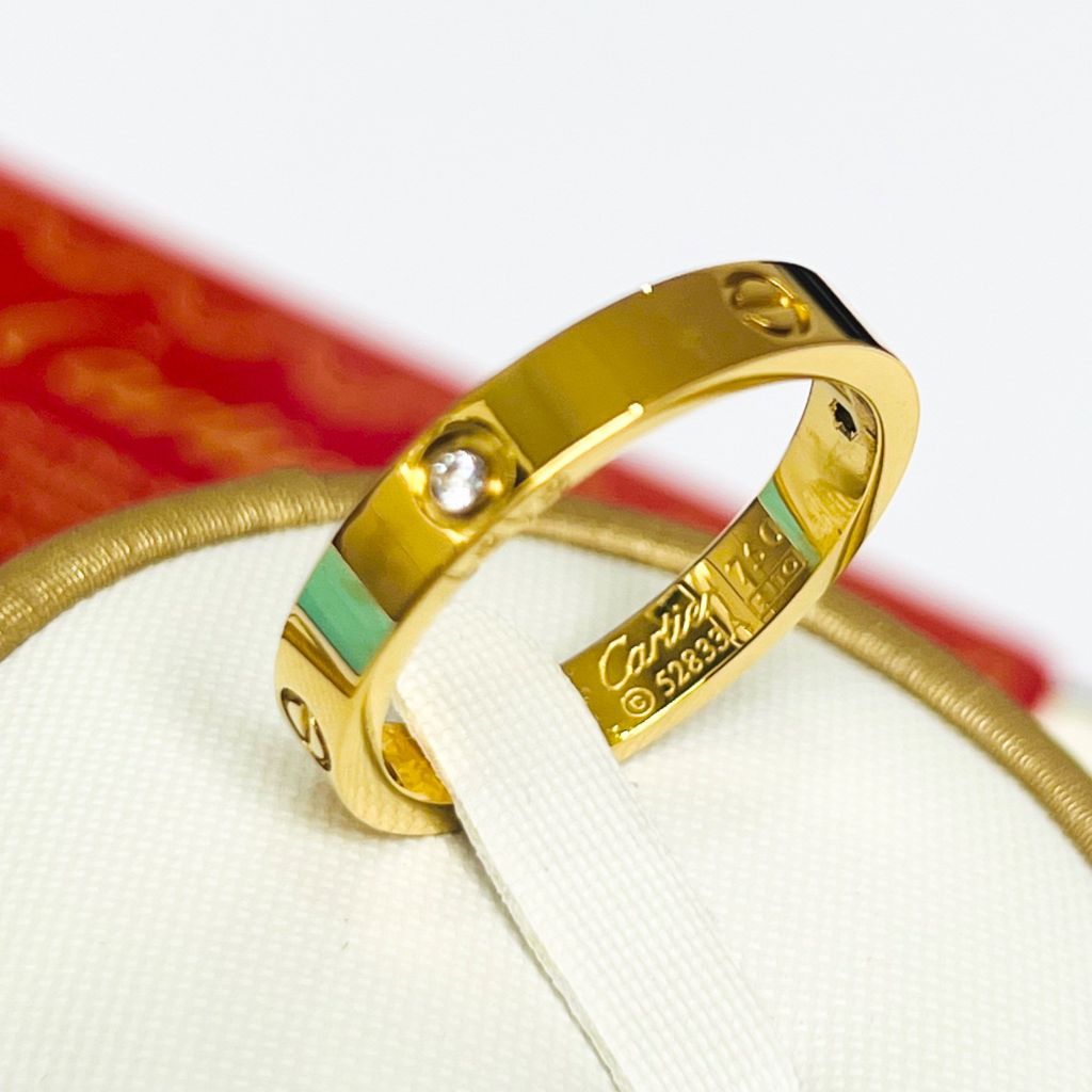  Nhẫn  Nam, Nữ Titan Cao Cấp - Cartier Màu Vàng Pha Lê (AI) 