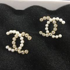  Bông Tai Chanel Bản To Màu Vàng Ngọc Trai & Pha Lê Trắng (AL) 