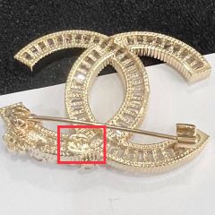  Cài Áo Nam, Nữ - Chanel Màu Vàng Ngọc Trai & Pha Lê Trắng (CK) 