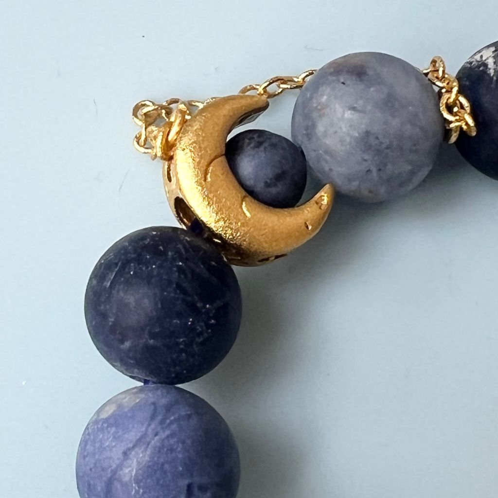  Vòng Tay Phong Thuỷ Cao Cấp - Đá Sodalite Xanh Lam & Hạt Tagua Ngà Voi Tự Nhiên 