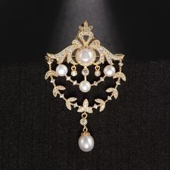  Cài Áo & Mặt Dây Chuyền - Vương Miện Ngọc Trai Nước Ngọt Tự Nhiên & Pha Lê Trắng 