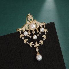  Cài Áo & Mặt Dây Chuyền - Vương Miện Ngọc Trai Nước Ngọt Tự Nhiên & Pha Lê Trắng 