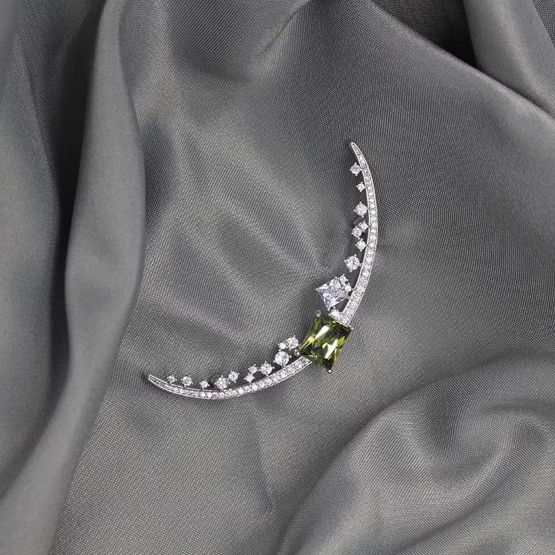  Cài Áo Nam, Nữ - Mặt Trăng Màu Trắng Pha Lê Xanh & Trắng (AE) 