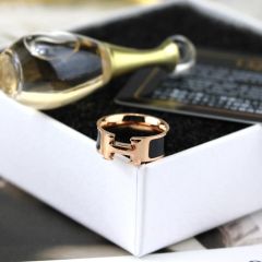  Nhẫn Titan Cao Cấp - Nhẫn Hermes Màu Đen Bản To Cá Tính 