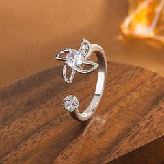  Bộ Trang Sức Bạc Cao Cấp - Dây Chuyền & Nhẫn Chong Chóng May Mắn Pha Lê Trắng 