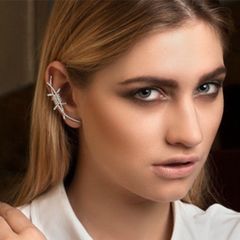  Bông Tai Viền Tai Pha Lê Trắng Cá Tính 