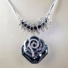  Dây Chuyền Ngắn - Hoa Hồng Pha Lê Xanh (AS) 