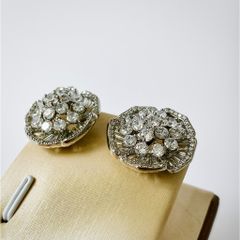  Bông Tai Cánh Hoa Bản To Pha Lê Trắng Sang Trọng (AF) 