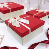  Hộp vuông nơ chéo 24312 