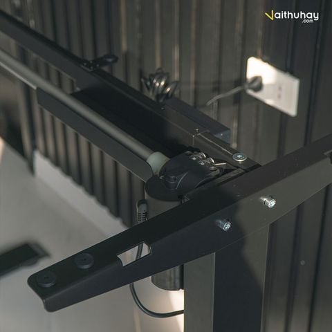  Bàn nâng hạ tự động 9SPACE Ergonomic Desk Core 