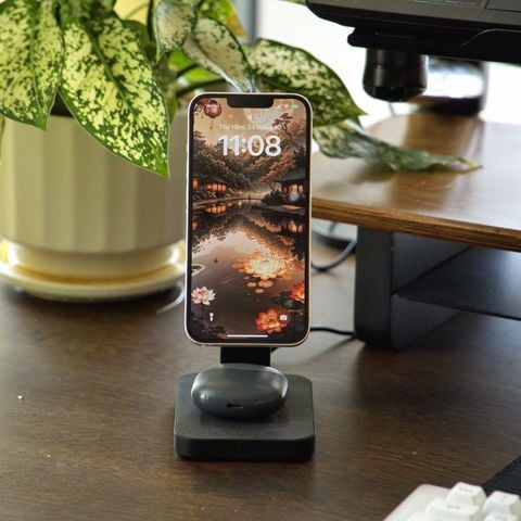  Đế sạc Mophie Snap+ Stand & Pad với tính năng hỗ trợ sạc nhanh và thiết kế tiện lợi cho nhiều thiết bị 