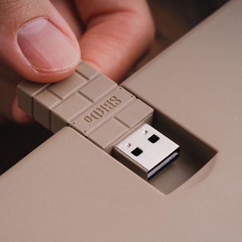  Bàn phím số cơ 8BitDo Retro 18, Bluetooth/2.4G/có dây cho Windows và Android - Phiên bản C64 