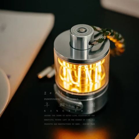  Đèn cắm trại LED di động - Vật dụng không thể thiếu khi đi cắm trại 