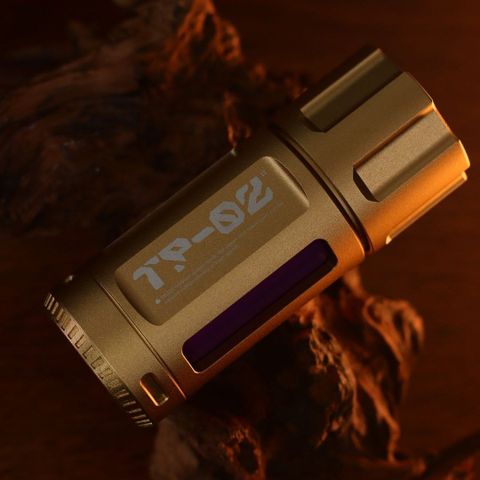  Sạc dự phòng 5000mAh hình trụ Trozk Revolver - Thiết kế độc đáo cho sạc di động 