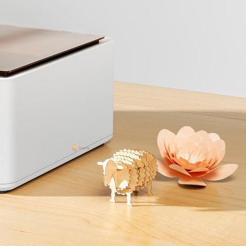  Xtool - Máy khắc Laser cầm tay đa năng có độ chính xác cao đồng thời 