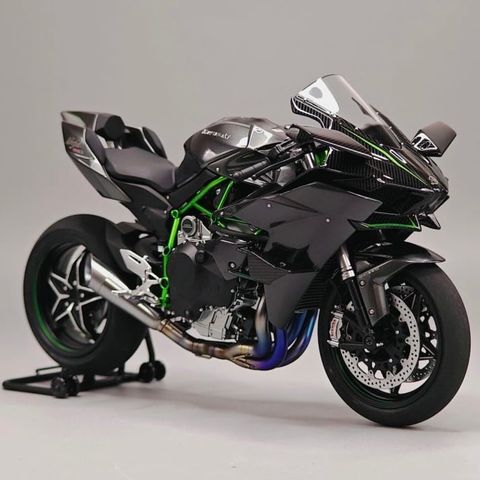  Mô Hình Xe Kawasaki Ninja H2R Tỉ Lệ 1:6 – Đề Nổ, Phun Khói, Có Đèn LED 