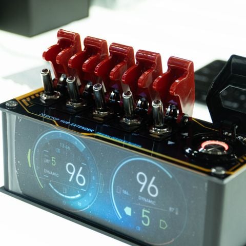  Trạm Hub Tích Hợp Đèn LED RGB - Kết Nối Bluetooth, Đa Cổng USB Độc Đáo 