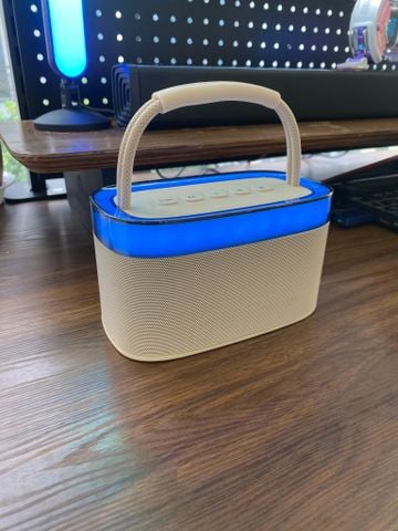  Loa Bluetooth Recci RSK-W40 – Loa Kép 16W, Hiệu Ứng Đèn LED, Pin 4000mAh, Âm Thanh Siêu Trầm 