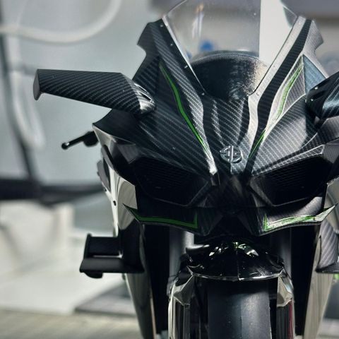  Mô Hình Xe Kawasaki Ninja H2R Tỉ Lệ 1:6 – Đề Nổ, Phun Khói, Có Đèn LED 