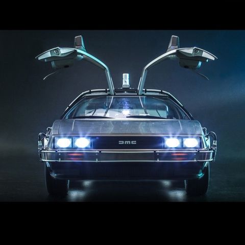  Mô hình 3D DIY HOTTOYS Back to the Future II Cỗ Máy Thời Gian DeLorean MMS636 