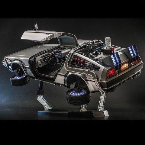  Mô hình 3D DIY HOTTOYS Back to the Future II Cỗ Máy Thời Gian DeLorean MMS636 