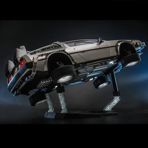  Mô hình 3D DIY HOTTOYS Back to the Future II Cỗ Máy Thời Gian DeLorean MMS636 