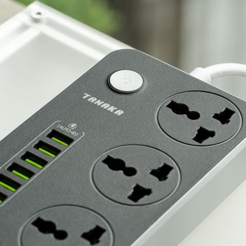  (HÀNG SẴN) - Ổ Cắm Điện Tanaka TNKOD6325 Công Suất 250V 
