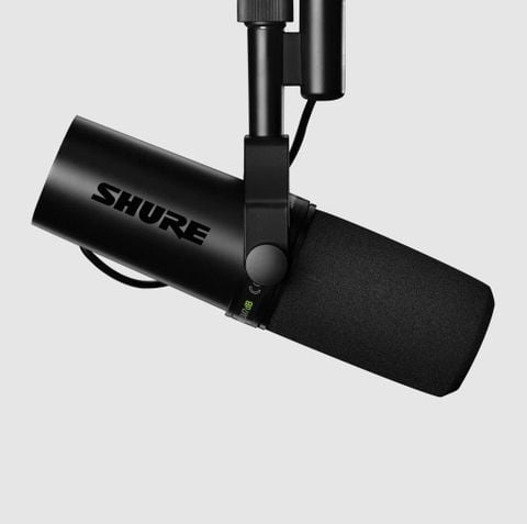  Dynamic Microphone Shure SM7dB, Tích hợp sẵn preamp đơn giản hóa quá trình ghi âm, Khả năng chống nhiễu vượt trội 