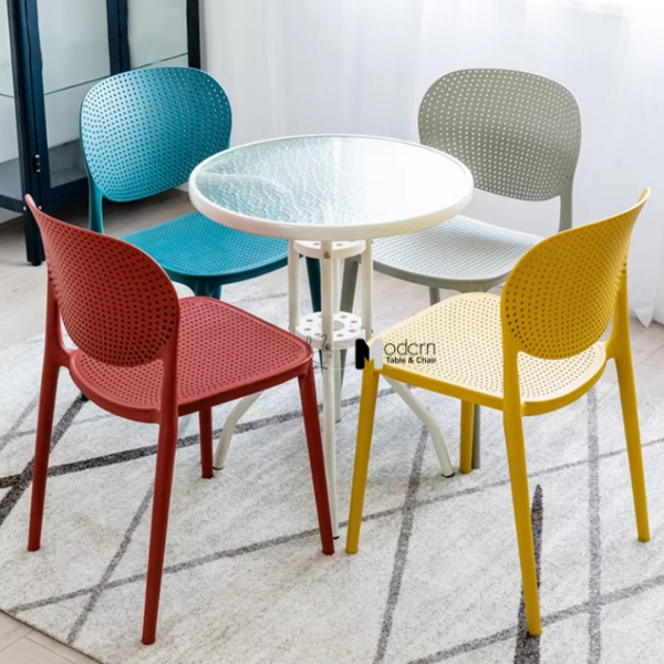 Ghế ăn nhựa đúc xếp chồng CAT-S