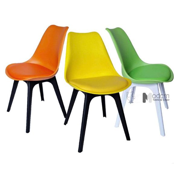 Ghế cafe fastfood thân nhựa có nệm DSW-P2