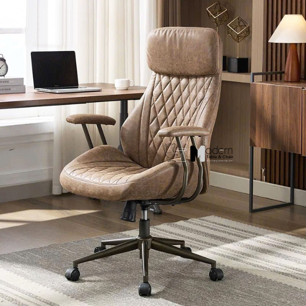 Ghế xoay văn phòng lưng cao nệm da Nappa CM4606-P