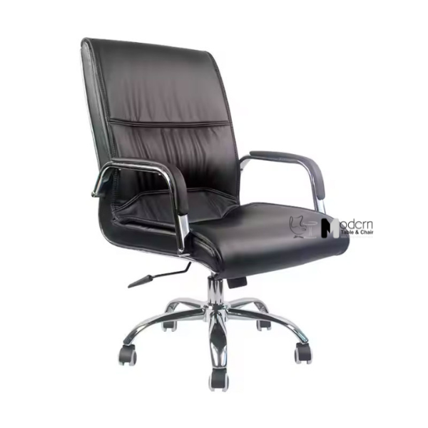 Ghế xoay văn phòng lưng trung nệm dày CE4605-P