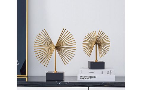 bieu-tuong-chim-ung-kim-loai-trang-tri