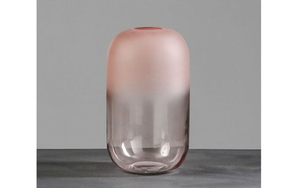 Bình hoa thủy tinh hồng khói