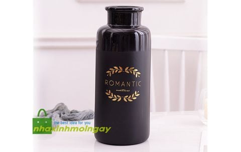 Bình sứ cắm hoa in chữ romantic