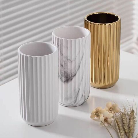 Bình sứ cắm hoa vân sọc Gami sang trọng hiện đại