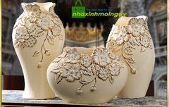 Bình sứ in hoa nổi cao cấp 02