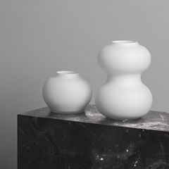 Bình thủy tinh bầu dục phong cách Nhật Bản