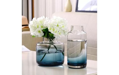 binh-thuy-tinh-cam-hoa-bien-sac-xanh-duong