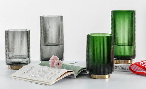 binh-thuy-tinh-van-soc-de-kim-loai-vang