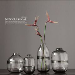 Bình thủy tinh xám Bắc Âu