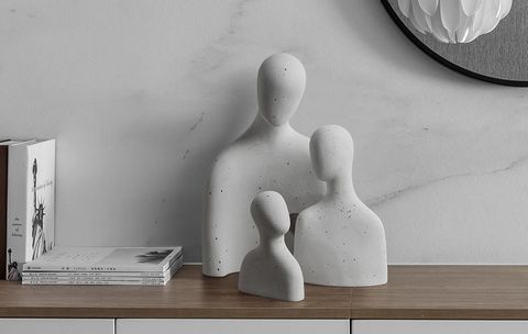 bo-tuong-gia-dinh-bang-gom-ceramic-trang-tri